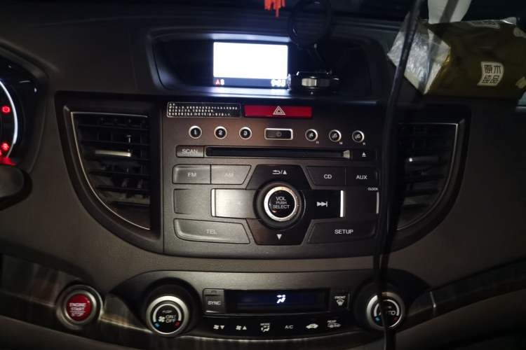 Used Honda CR-V 2012 2.4L Four-wheel Drive Prestige Edition Audio And AC Panel