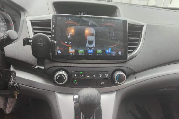 Used Honda CR-V 2012 2.0L two-wheel drive urban version Audio And AC Panel