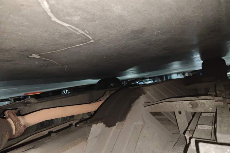 Used Honda CR-V 2012 2.4L four-wheel drive luxury version Chassis Front Right