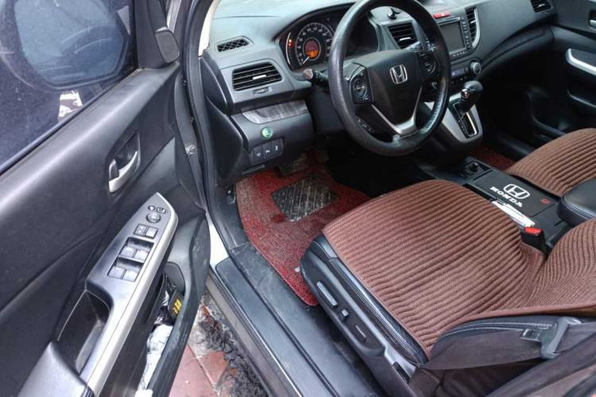 Used Honda CR-V 2012 2.4L Four-Wheel Drive Prestige Navigation Edition Driver Seat