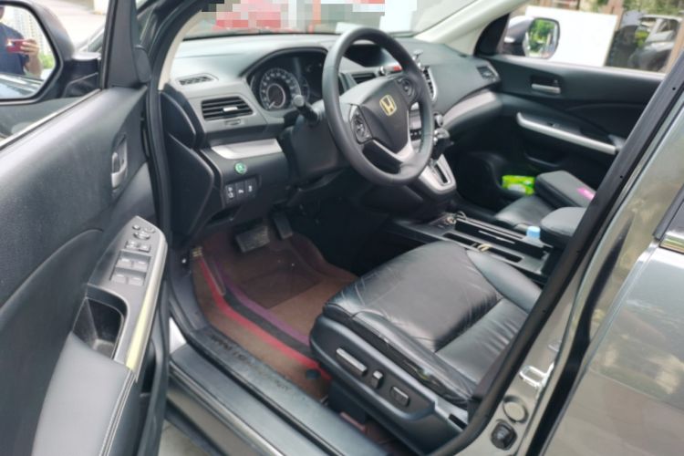 Used Honda CR-V 2012 2.4L four-wheel drive luxury version Driver Seat