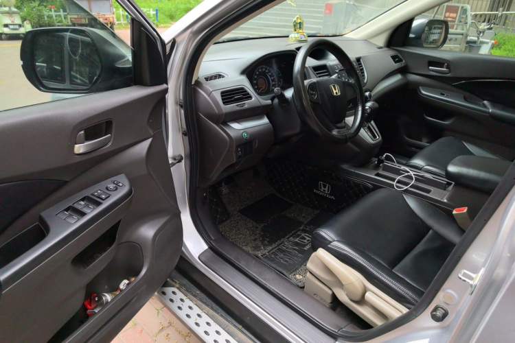Used Honda CR-V 2012 2.0L two-wheel drive urban version Driver Seat