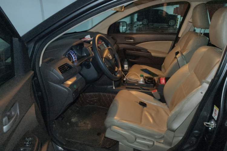 Used Honda CR-V 2012 2.0L two-wheel drive urban version Driver Seat