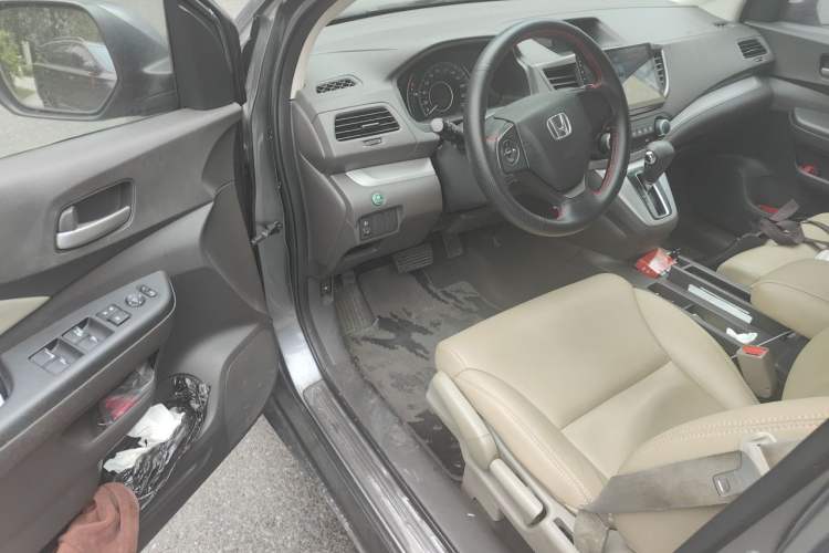 Used Honda CR-V 2012 2.0L two-wheel drive urban version Driver Seat
