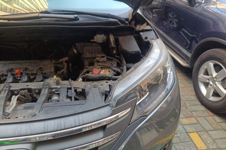 Used Honda CR-V 2012 2.0L two-wheel drive urban version Engine Bay Left