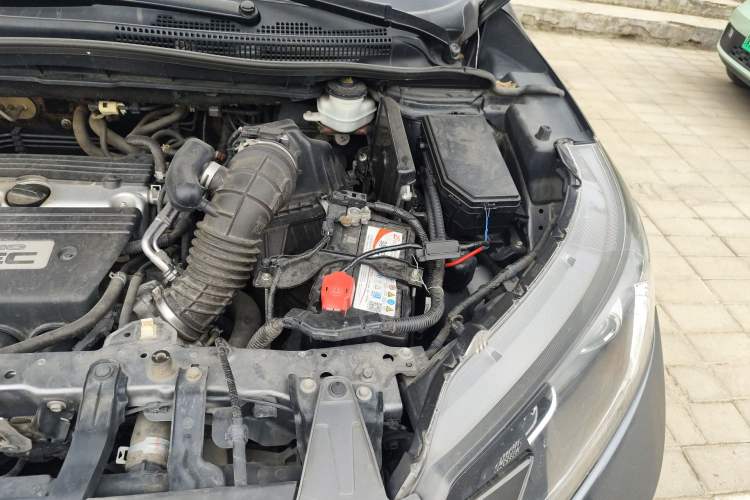 Used Honda CR-V 2012 2.4L four-wheel drive luxury version Engine Bay Left