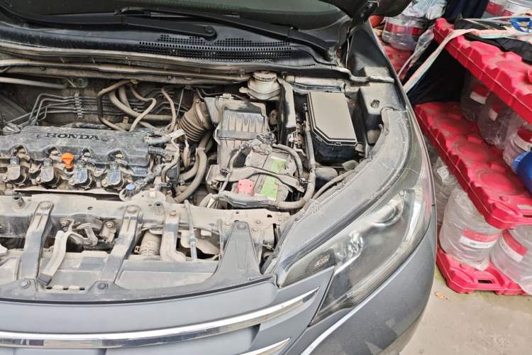 Used Honda CR-V 2012 2.0L two-wheel drive urban version Engine Bay Left