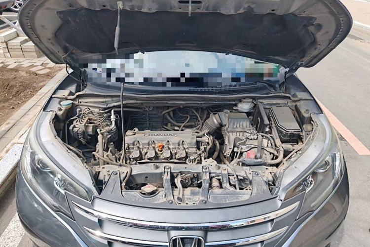 Used Honda CR-V 2012 2.0L two-wheel drive urban version Engine Bay