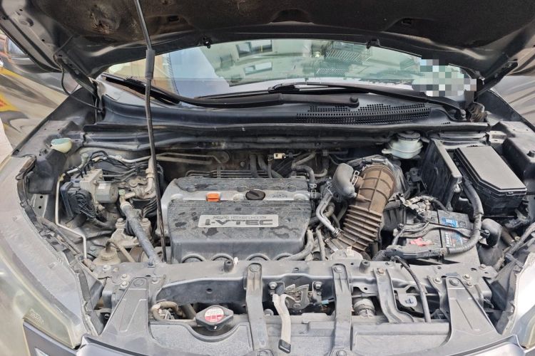Used Honda CR-V 2012 2.4L four-wheel drive luxury version Engine Bay