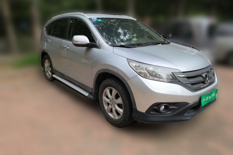 Used Honda CR-V 2012 2.0L two-wheel drive urban version Front Right 45 Deg