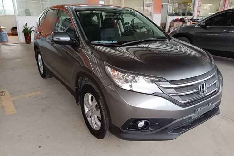 Used Honda CR-V 2012 2.0L two-wheel drive urban version Front Right 45 Deg