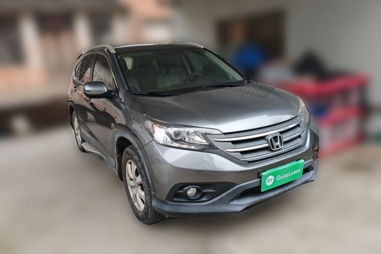 Used Honda CR-V 2012 2.0L two-wheel drive urban version Front Right 45 Deg