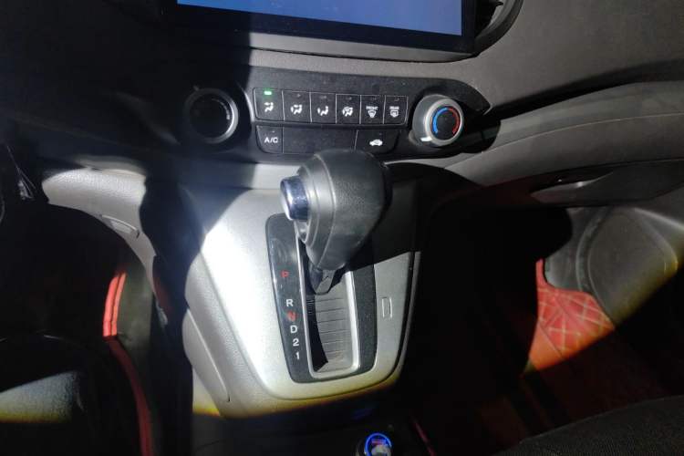 Used Honda CR-V 2012 2.0L two-wheel drive urban version Gear Lever