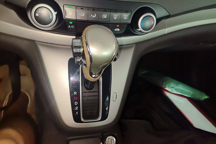 Used Honda CR-V 2012 2.0L two-wheel drive urban version Gear Lever