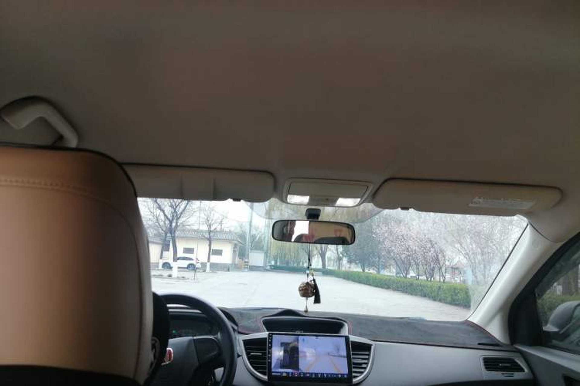 Used Honda CR-V 2012 2.0L two-wheel drive urban version Headliner