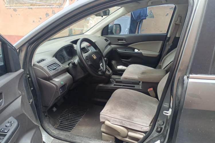 Used Honda CR-V 2012 2.0L two-wheel drive urban version Left Front Seat