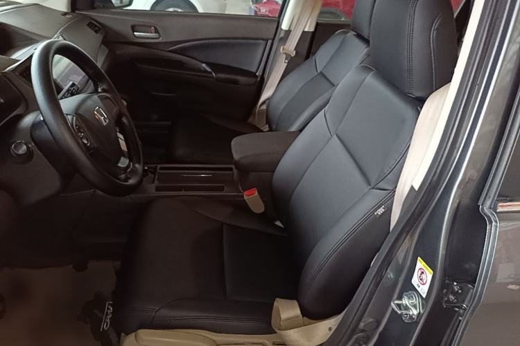 Used Honda CR-V 2012 2.0L two-wheel drive urban version Left Front Seat
