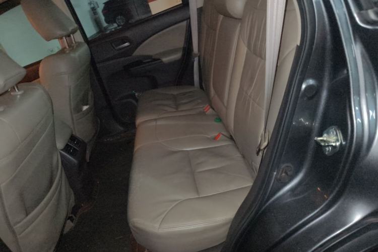 Used Honda CR-V 2012 2.0L two-wheel drive urban version Left Rear Seat