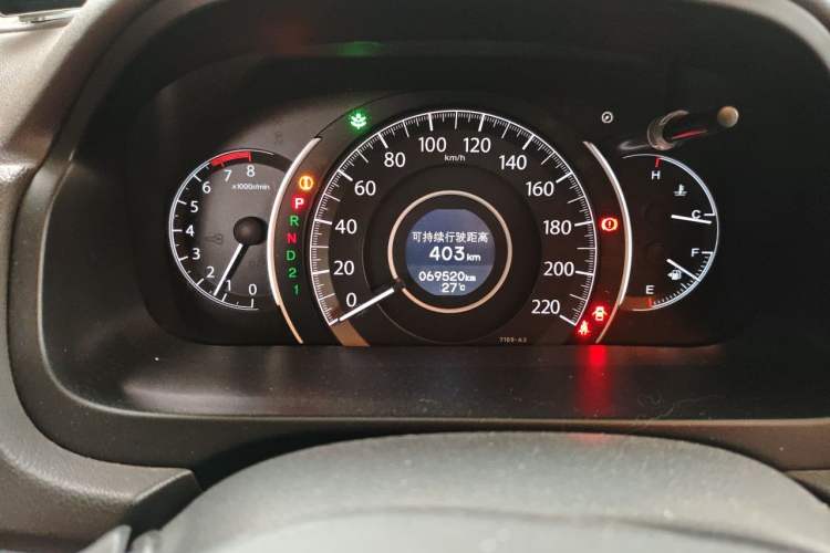 Used Honda CR-V 2012 2.0L two-wheel drive urban version Odometer Close Up