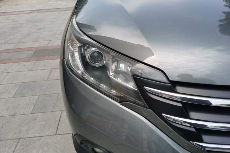 Used Honda CR-V 2012 2.4L four-wheel drive luxury version Right Front Headlight