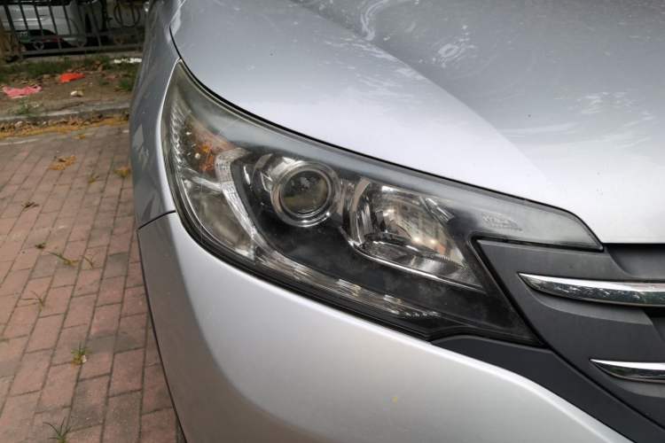 Used Honda CR-V 2012 2.0L two-wheel drive urban version Right Front Headlight