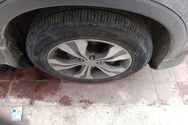 Used Honda CR-V 2012 2.4L Four-Wheel Drive Prestige Navigation Edition Right Front Wheel Hub