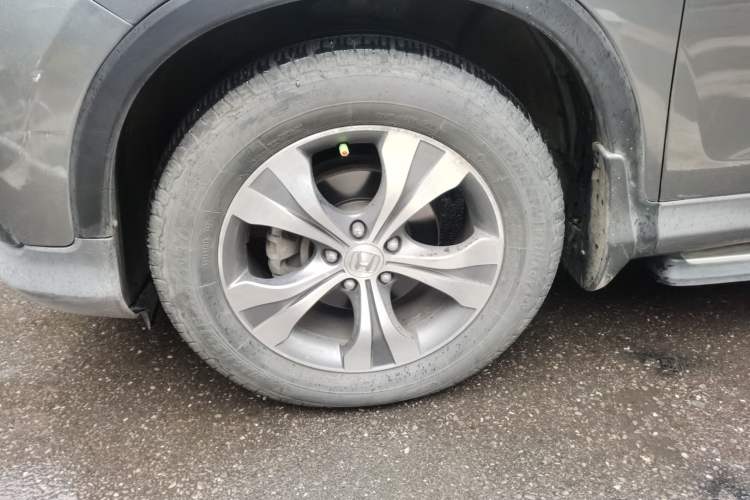 Used Honda CR-V 2012 2.4L Four-wheel Drive Prestige Edition Right Front Wheel Hub