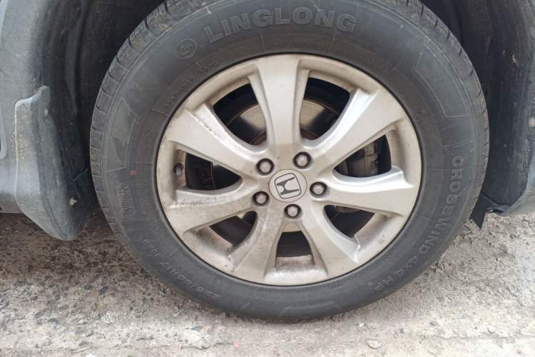 Used Honda CR-V 2012 2.0L two-wheel drive urban version Right Front Wheel Hub