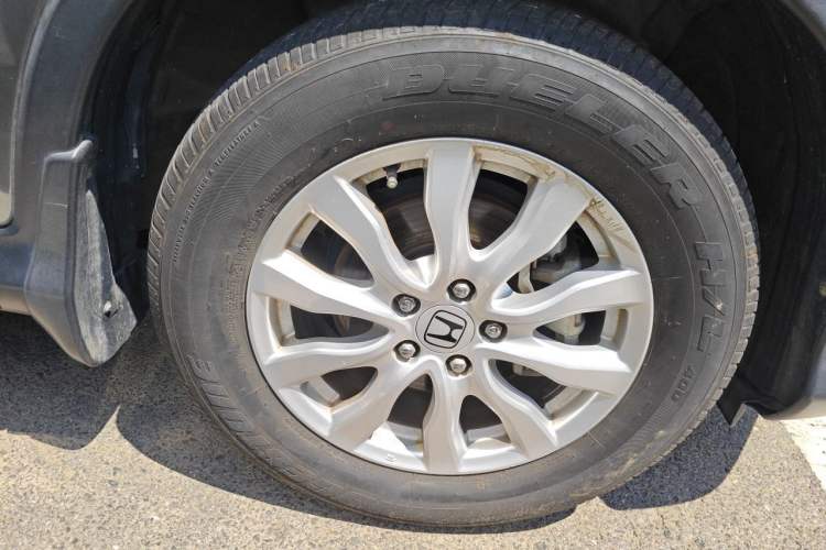 Used Honda CR-V 2012 2.0L Four-wheel Drive Classic Edition Right Front Wheel Hub