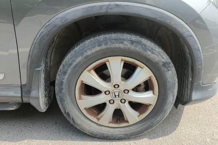 Used Honda CR-V 2012 2.0L two-wheel drive urban version Right Front Wheel Hub