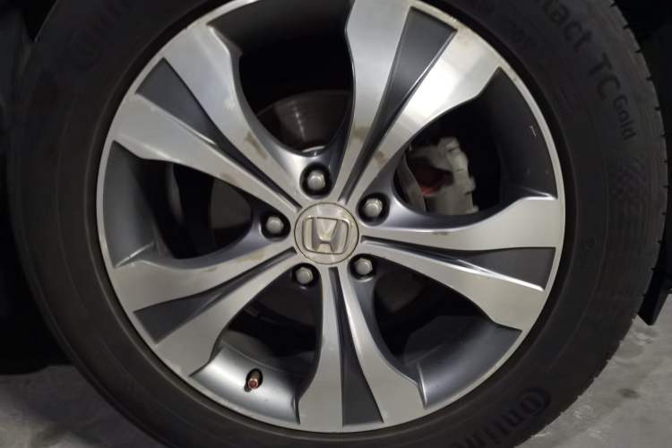 Used Honda CR-V 2012 2.4L Four-wheel Drive Prestige Edition Right Front Wheel Hub