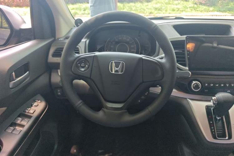 Used Honda CR-V 2012 2.0L two-wheel drive urban version Steering Wheel