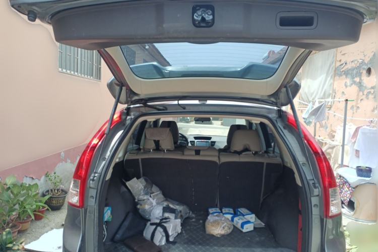 Used Honda CR-V 2012 2.0L two-wheel drive urban version Trunk