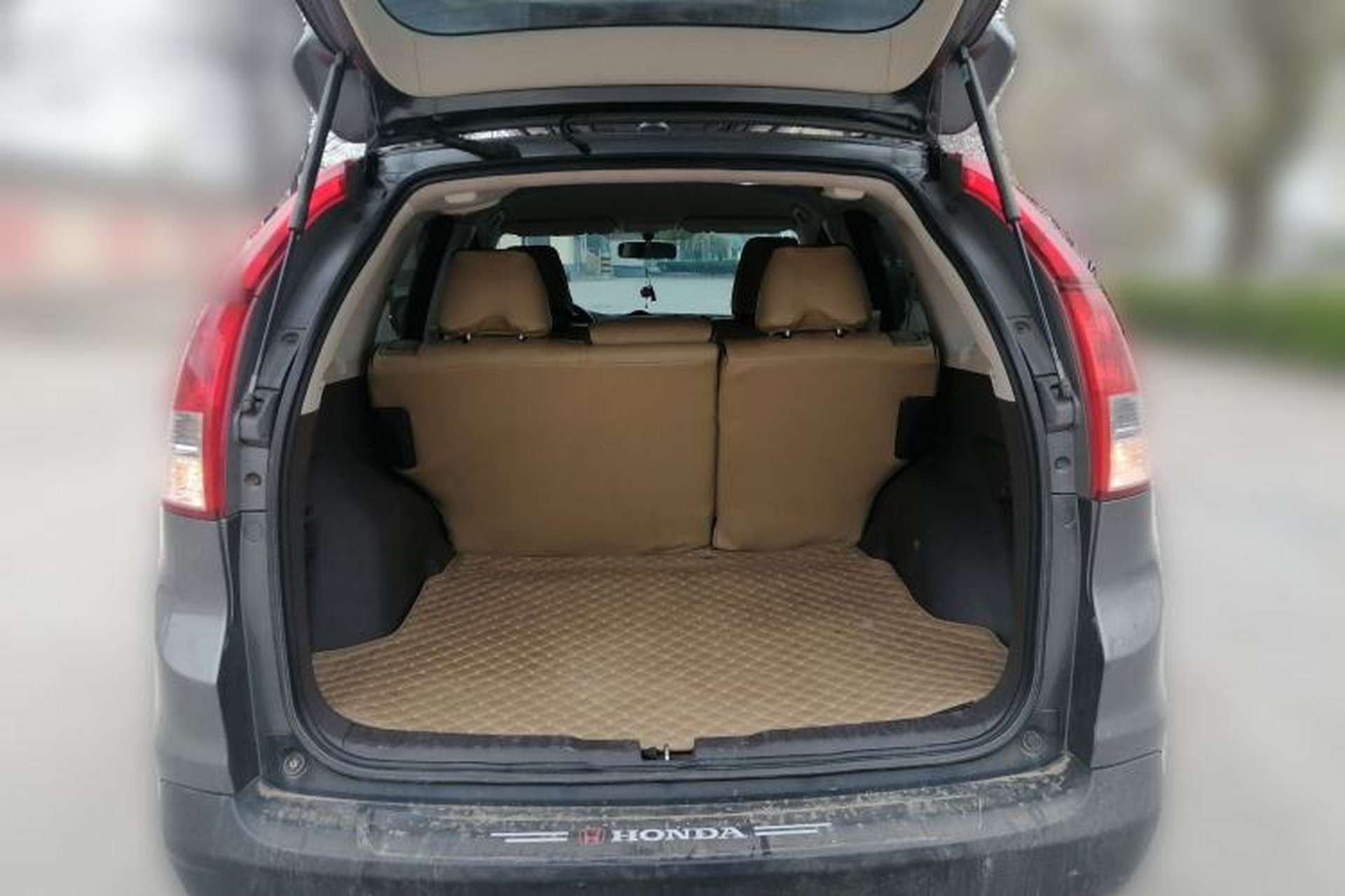 Used Honda CR-V 2012 2.0L two-wheel drive urban version Trunk