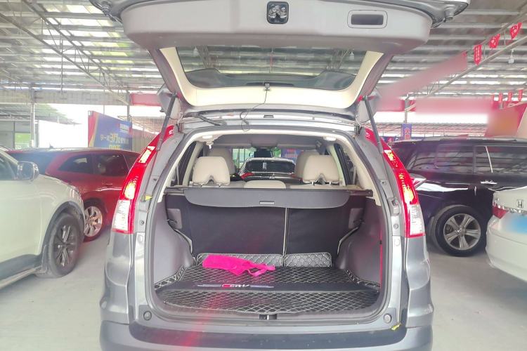 Used Honda CR-V 2012 2.0L two-wheel drive urban version Trunk