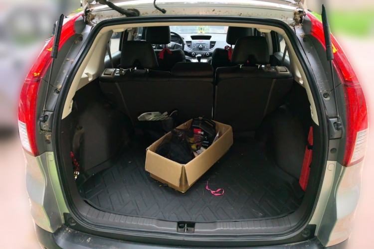 Used Honda CR-V 2012 2.0L two-wheel drive urban version Trunk