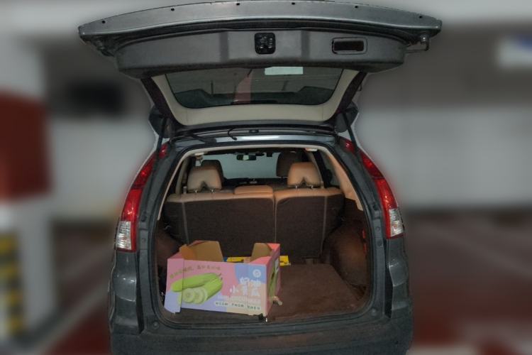 Used Honda CR-V 2012 2.0L two-wheel drive urban version Trunk