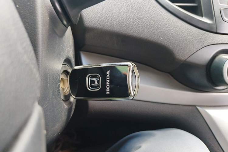 Used Honda CR-V 2012 2.0L two-wheel drive urban version Vehicle Key