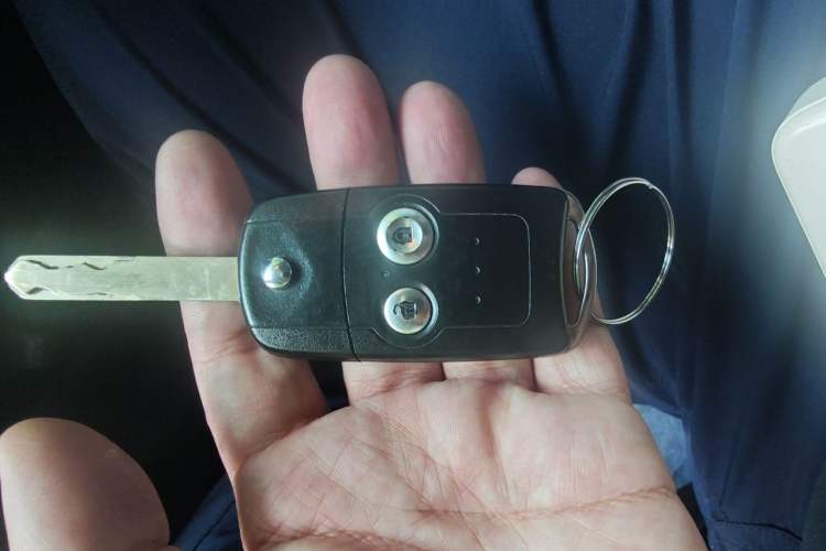 Used Honda CR-V 2012 2.0L two-wheel drive urban version Vehicle Key