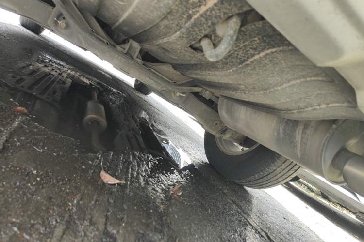 Used Honda CR-V 2012 2.4L four-wheel drive luxury version Chassis Rear Left
