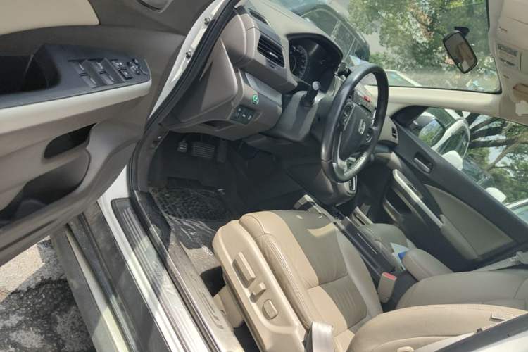Used Honda CR-V 2012 2.4L four-wheel drive luxury version Driver Seat