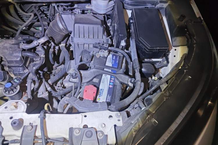 Used Honda CR-V 2012 2.0L two-wheel drive urban version Engine Bay Left
