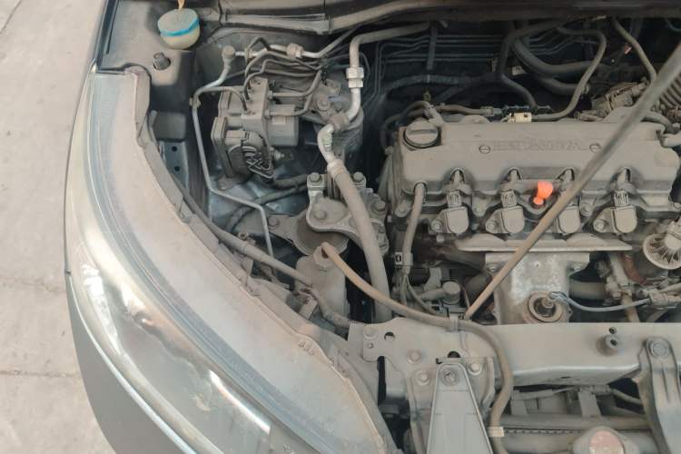 Used Honda CR-V 2012 2.0L Four-wheel Drive Classic Edition Engine Bay Right