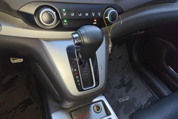 Used Honda CR-V 2012 2.0L two-wheel drive urban version Gear Lever