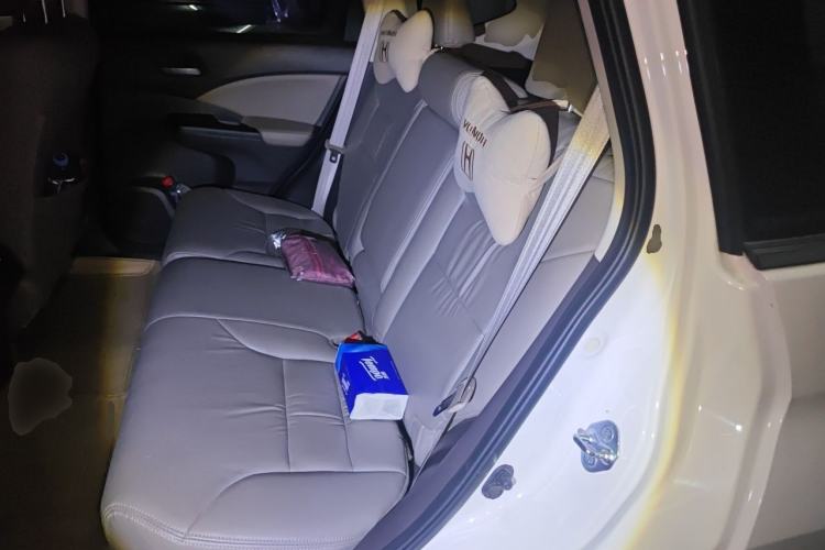 Used Honda CR-V 2012 2.0L two-wheel drive urban version Left Rear Seat