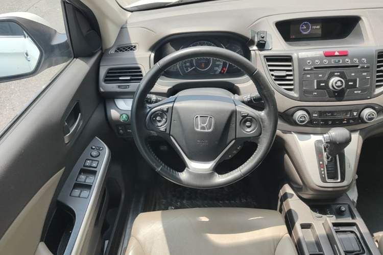 Used Honda CR-V 2012 2.4L four-wheel drive luxury version Steering Wheel