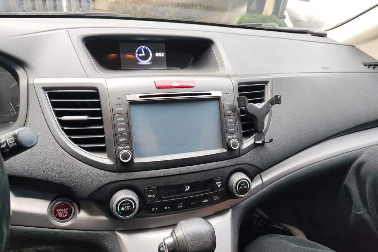 Used Honda CR-V 2012 2.4L four-wheel drive luxury version Audio And AC Panel