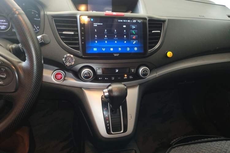 Used Honda CR-V 2012 2.4L four-wheel drive luxury version Audio And AC Panel