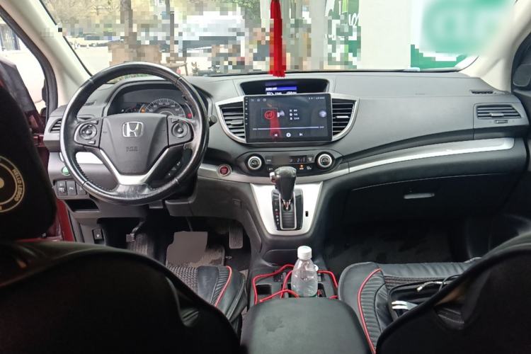 Used Honda CR-V 2012 2.4L four-wheel drive luxury version Center Console