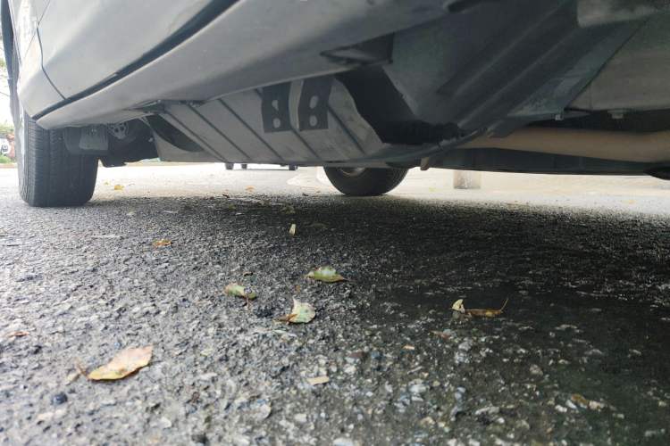 Used Honda CR-V 2012 2.4L four-wheel drive luxury version Chassis Front Right